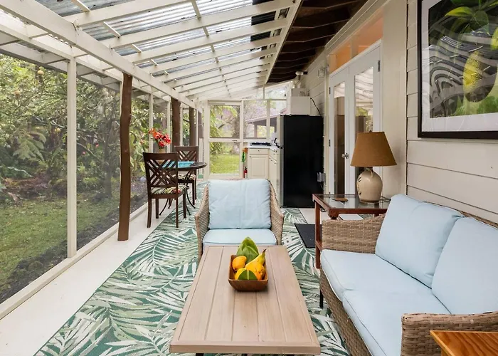 Lemon Tree Lanai